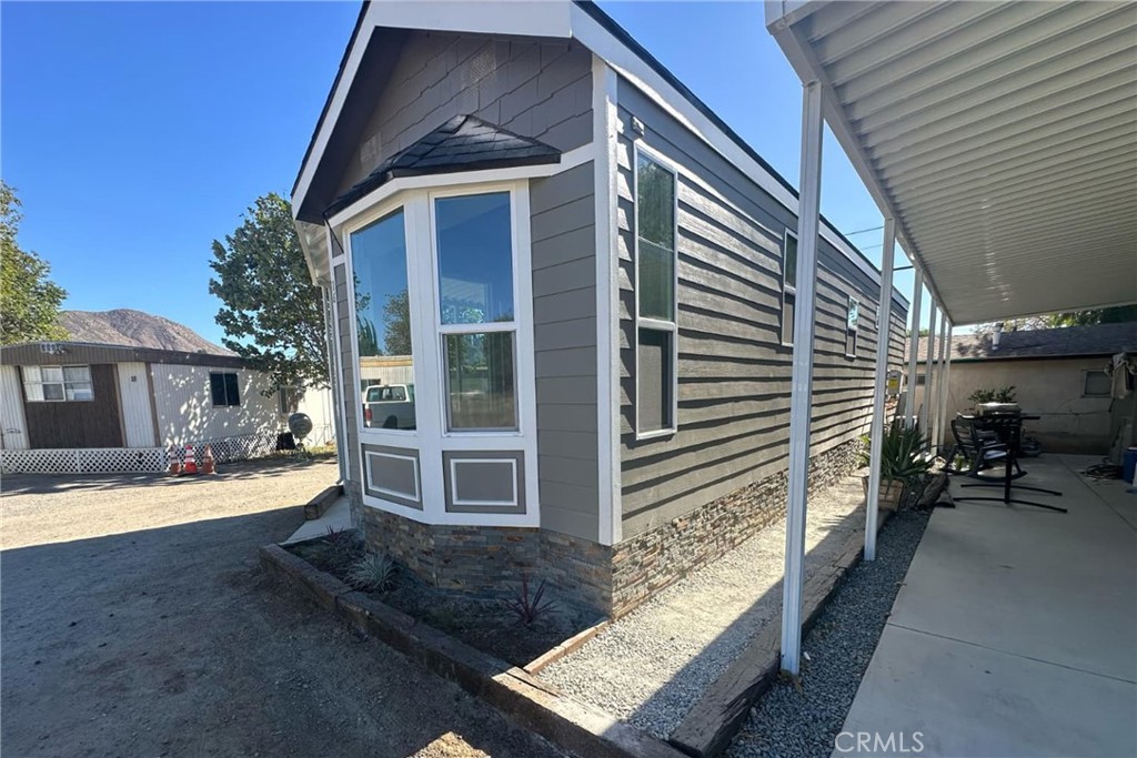 22113 Grand Terrace Road 16