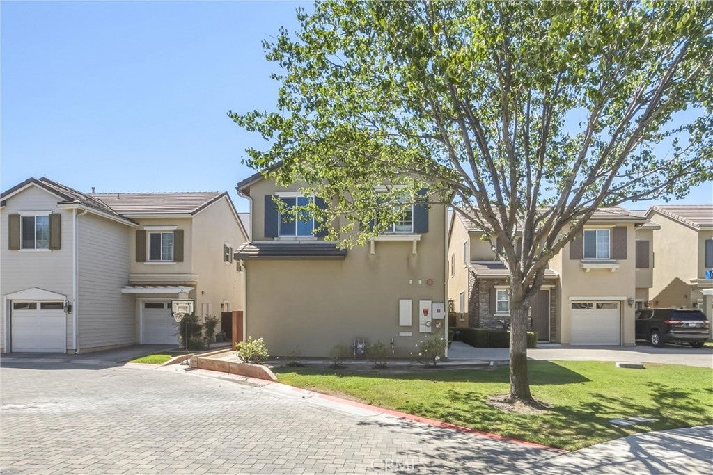 1544 Glen Cove