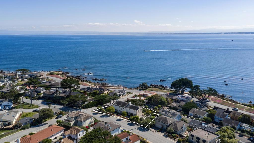 888 Del Monte Boulevard