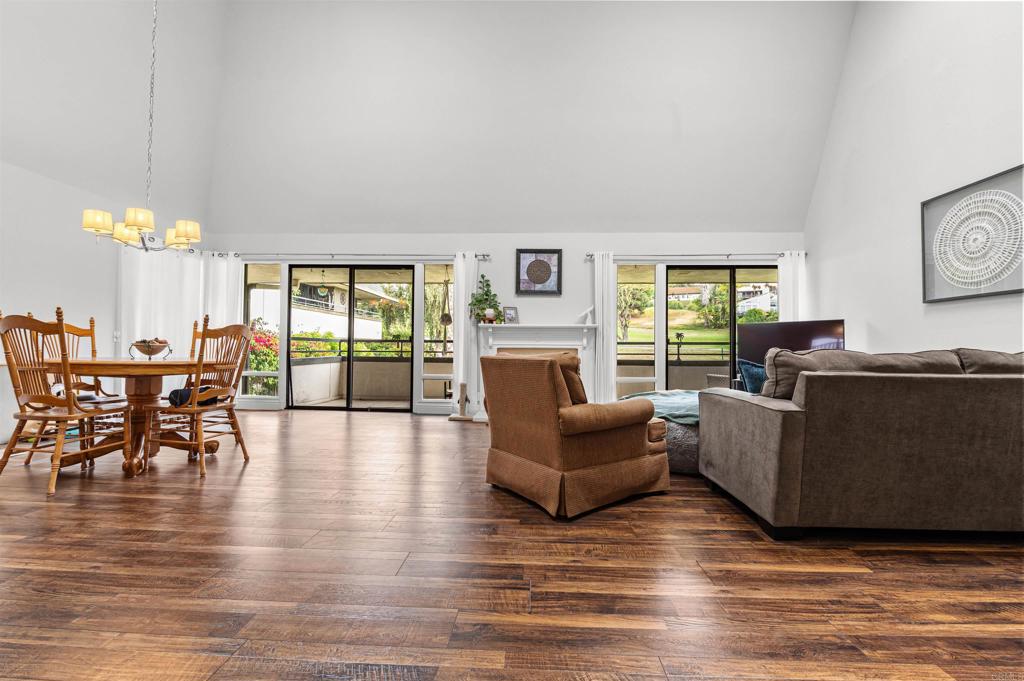 2537 Navarra Drive 9-B