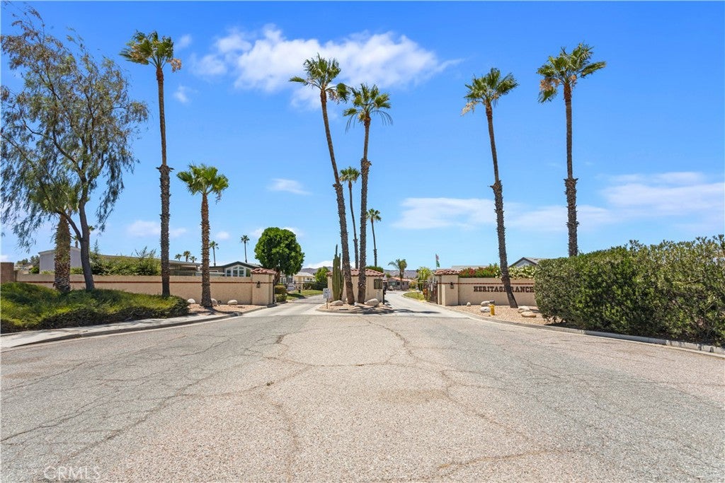 840 Chestnut Drive