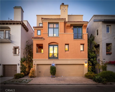 Photo of 5206 Pacific Avenue Ave, Marina Del Rey, CA 90292 (MLS # SR26155177)