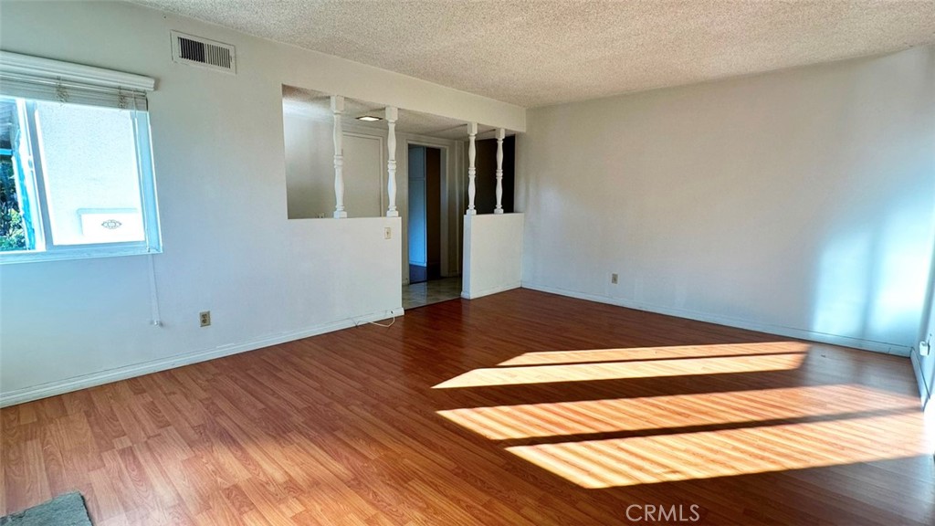 5517 N Del Loma Avenue