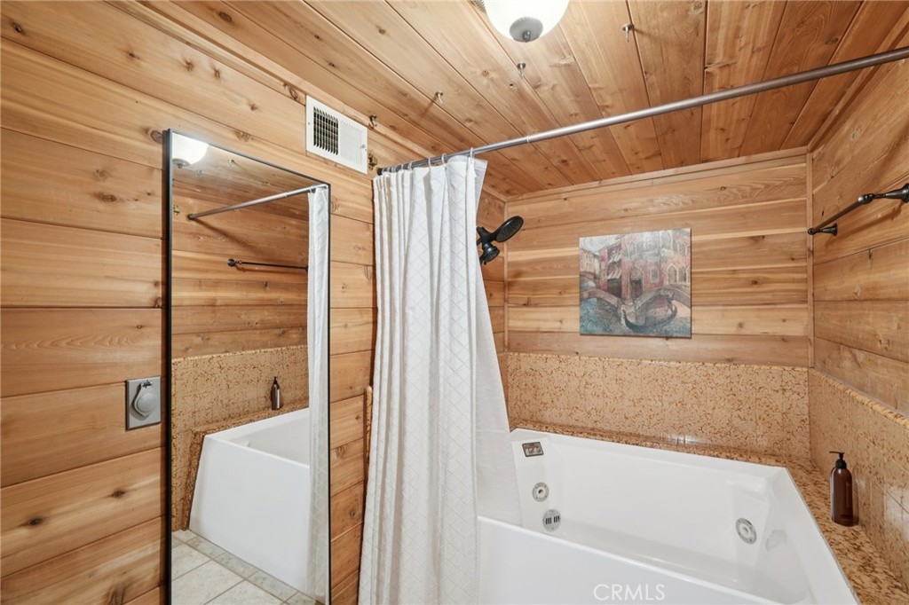 Arrowhead Woods (AWHW) - Residential