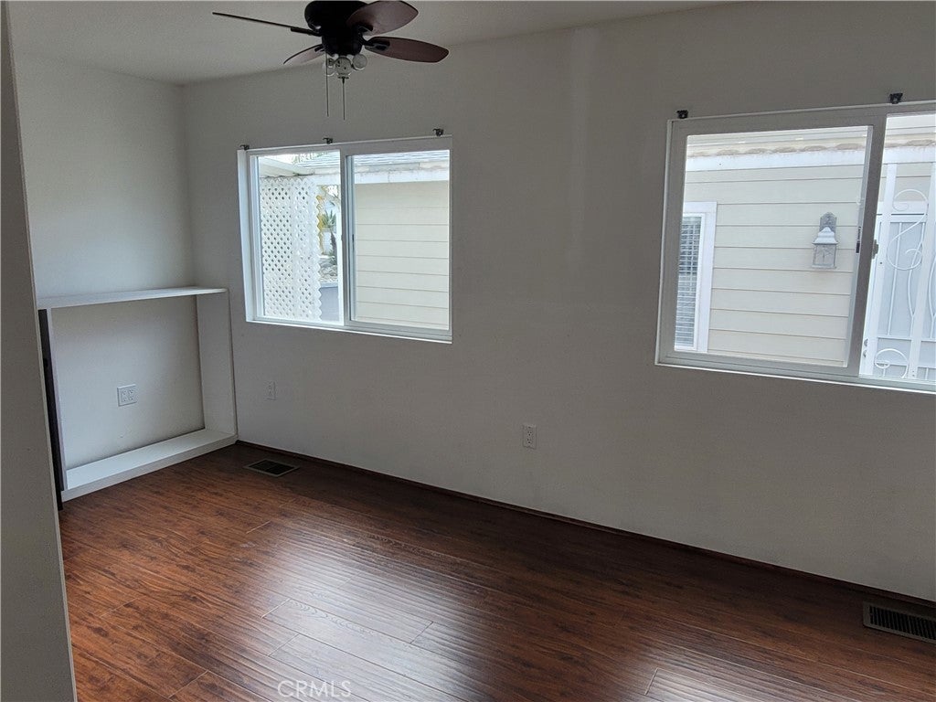 21601 Canyon 4