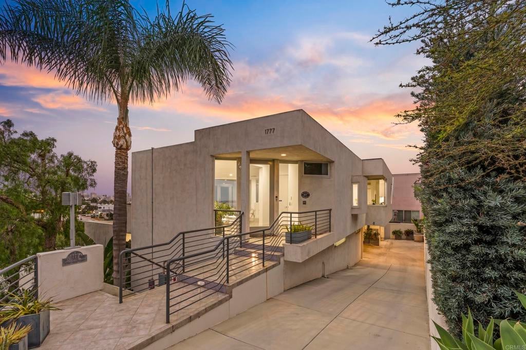 1777 Puterbaugh Street