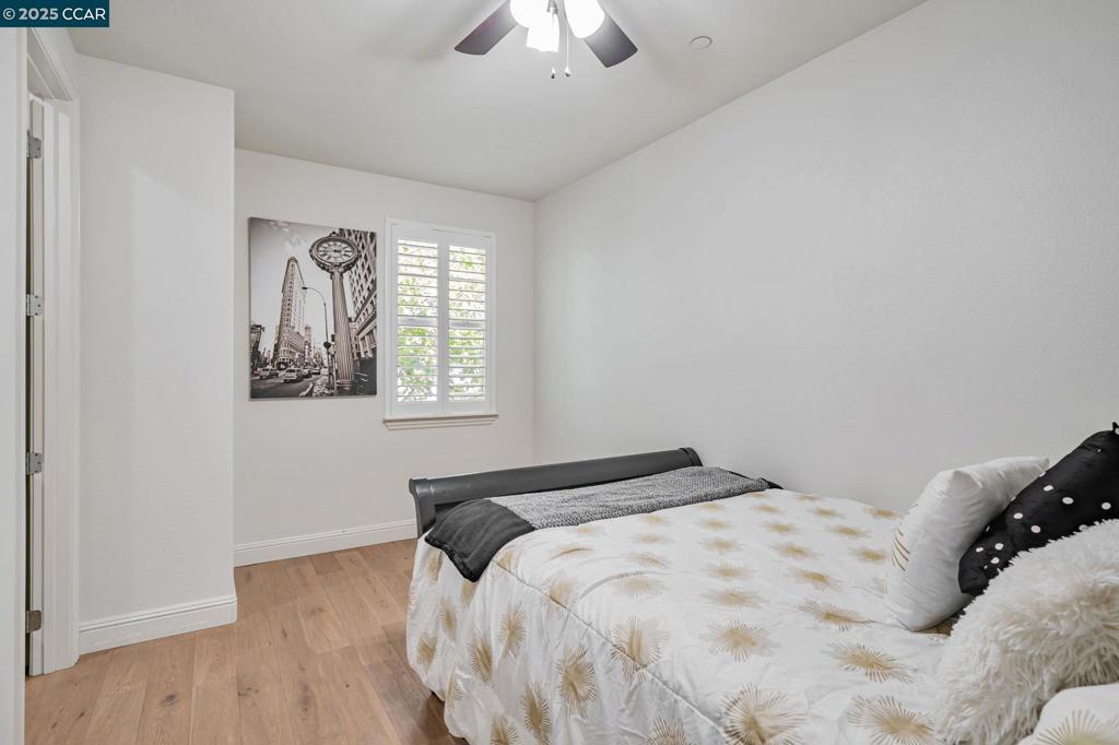 GALE RANCH - Residential