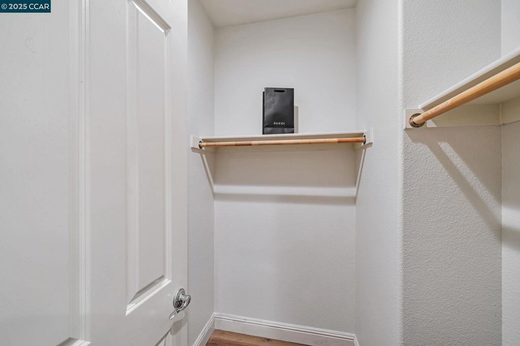 GALE RANCH - Residential