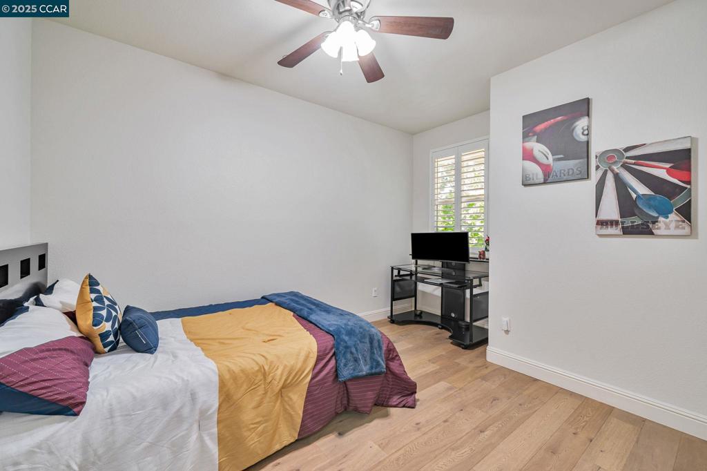 GALE RANCH - Residential