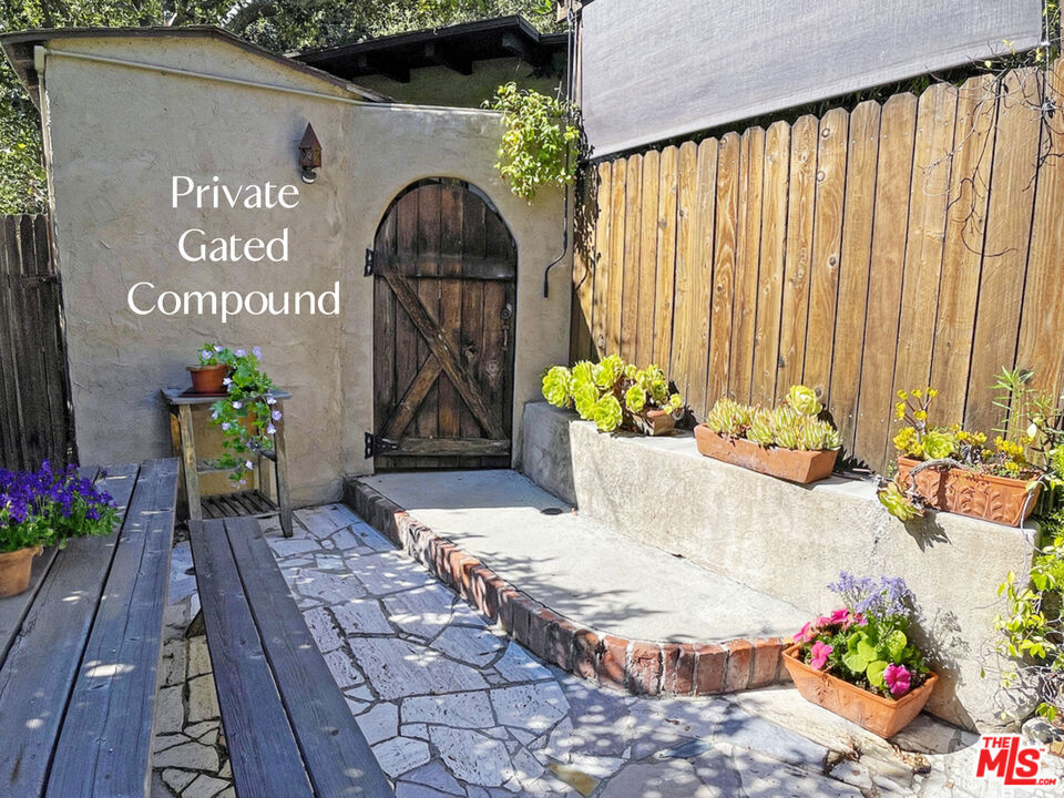 It's not every day you find an absolutely charming Guest House hide-away in tranquil Beverly Glen. This 1+1 home is nestled in the canyon close to the Westside and the Valley. There is a private entrance, enclosed patio, hardwood floors, natural light, a/c and heat, washer and dryer, kitchen with refrigerator and dishwasher. If you enjoy a serene and peaceful setting surrounded by greenery with all the conveniences of a single family home, this is the ideal spot. Landlord requests good-excellent credit. Parking for 1 car only in driveway. No street parking. Please do not disturb occupants.