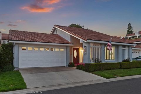 24082 Calendula Mission Viejo CA 92692