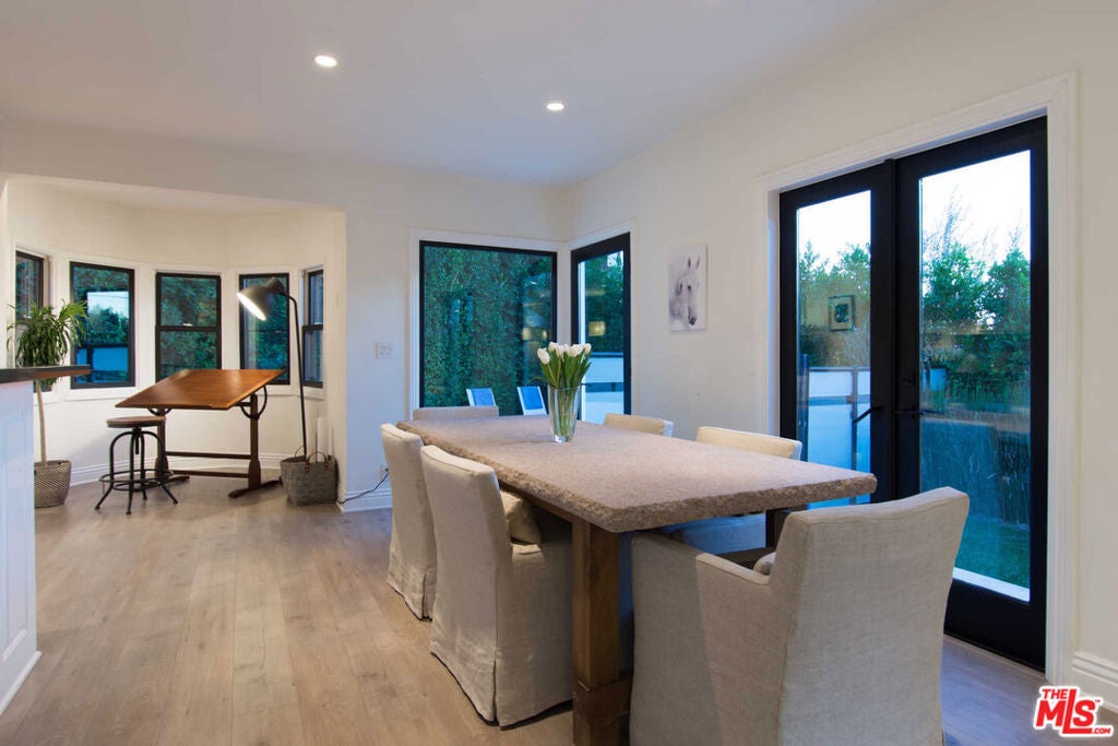 1601 Sunset Plaza Drive