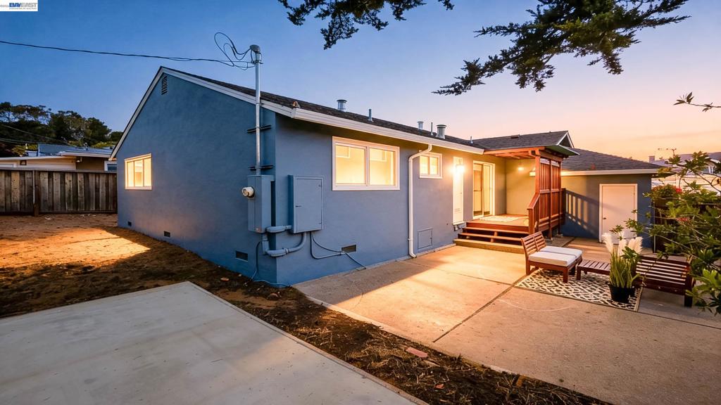 449 Mariposa Dr