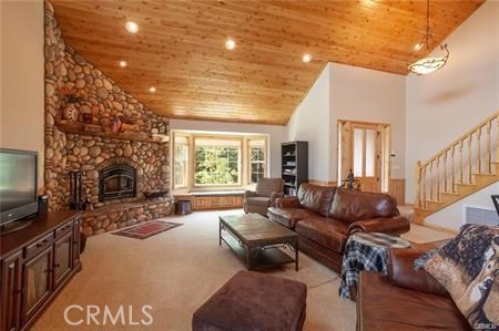 1186 Alameda Ct