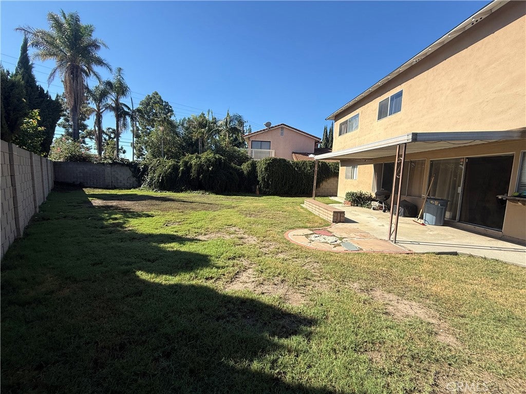 17316 Holmes Circle