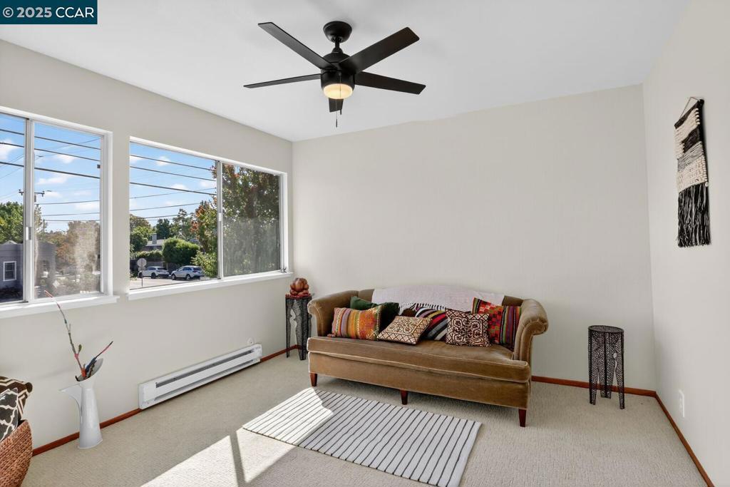 EAST END - Residential