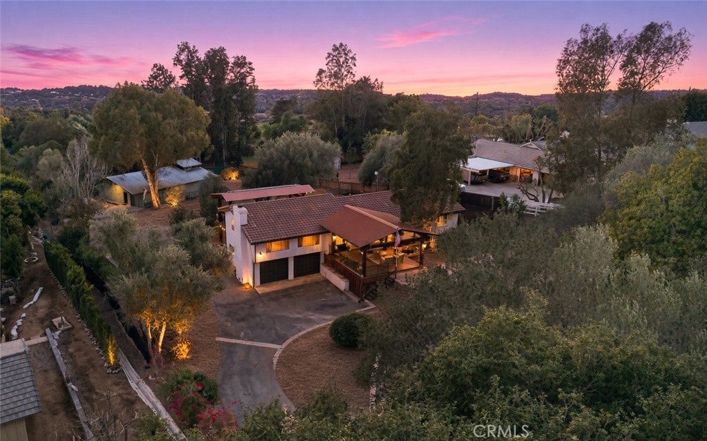 210 Rancho Camino