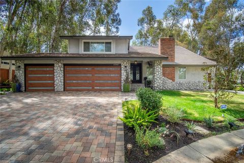 22582 Charwood Lake Forest CA 92630