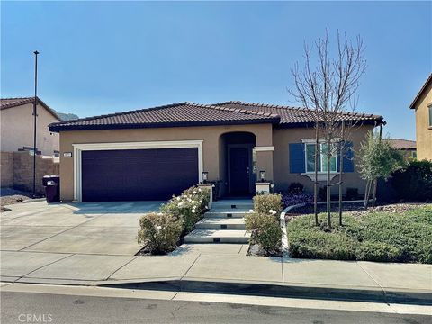 Photo of 30151 Meadow Oaks St, Menifee, CA 92585 (MLS # SW26049788)