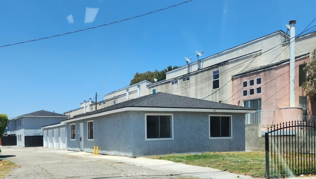Listing image 1