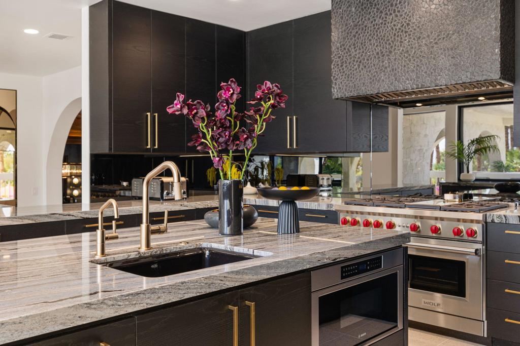 Thunderbird Heights - Residential