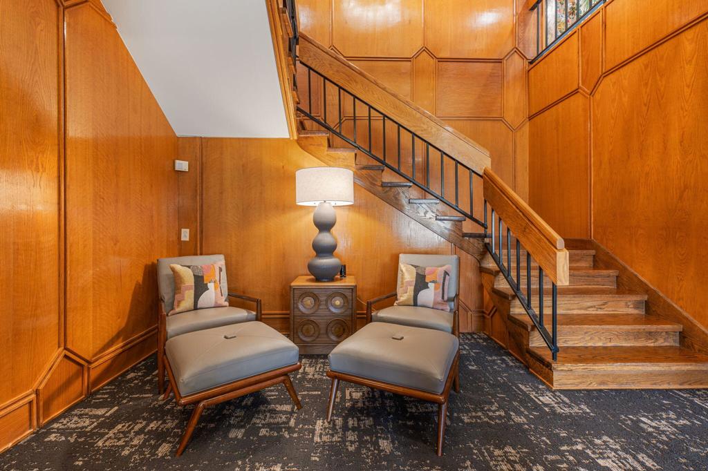 Thunderbird Heights - Residential