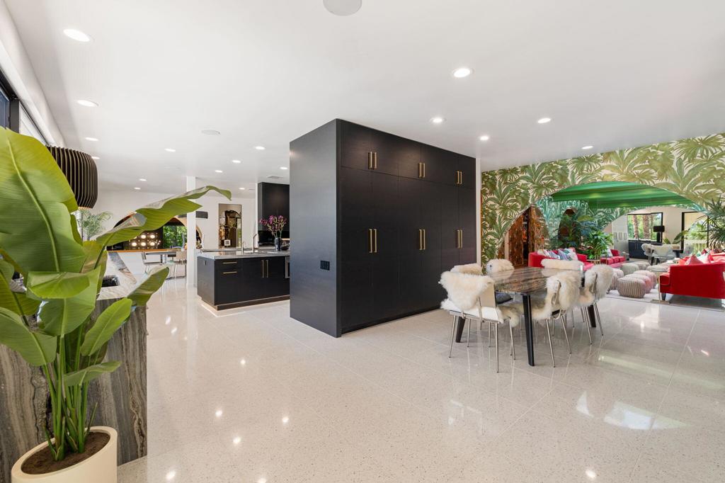 Thunderbird Heights - Residential