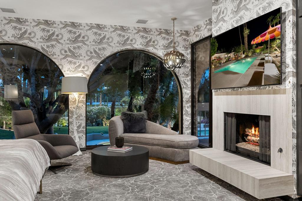 Thunderbird Heights - Residential