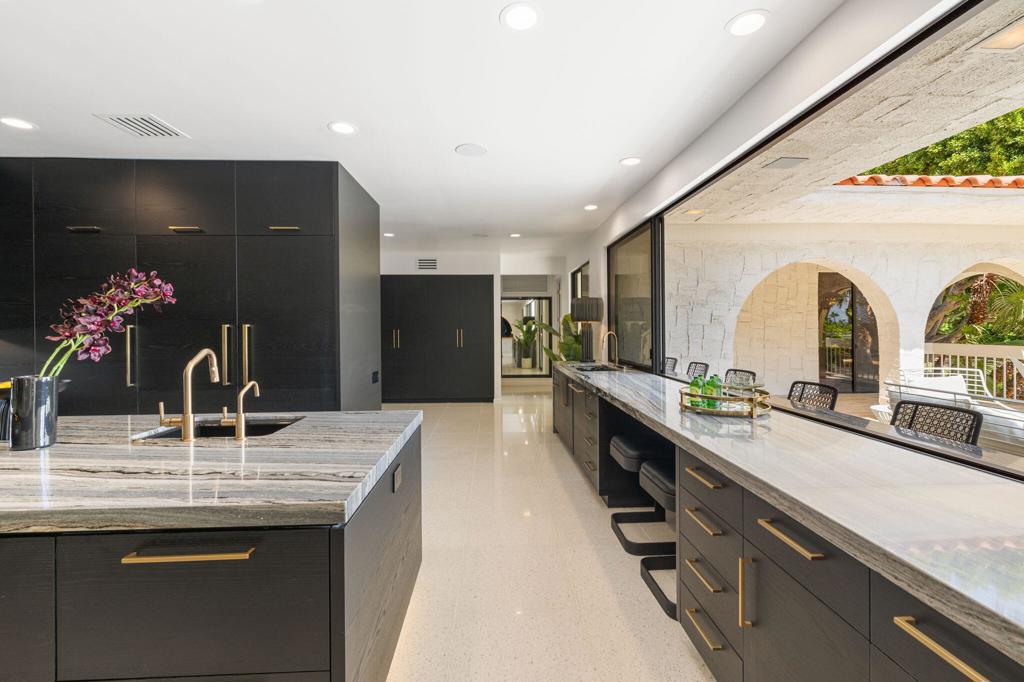Thunderbird Heights - Residential