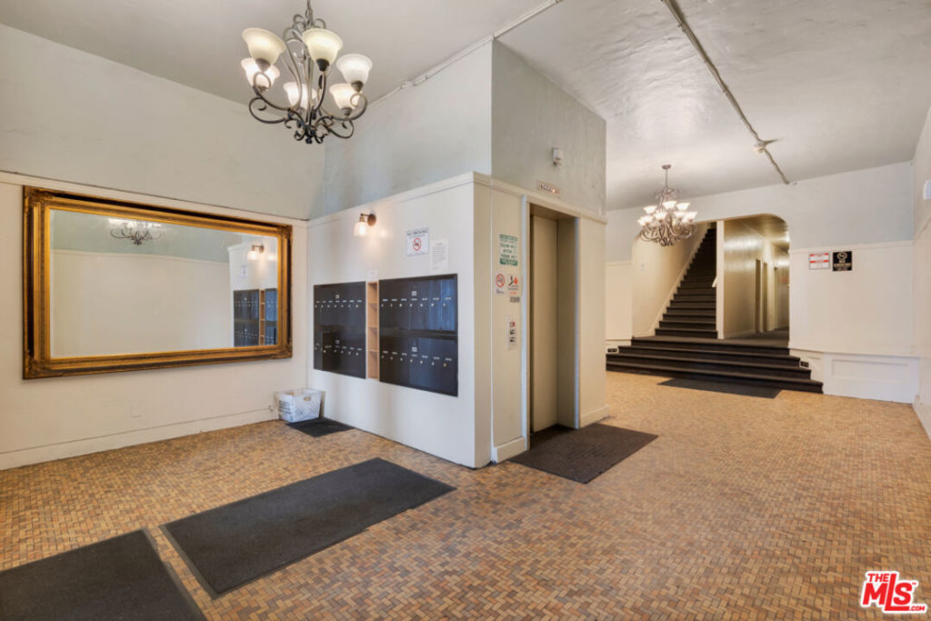 1001 S Central Avenue