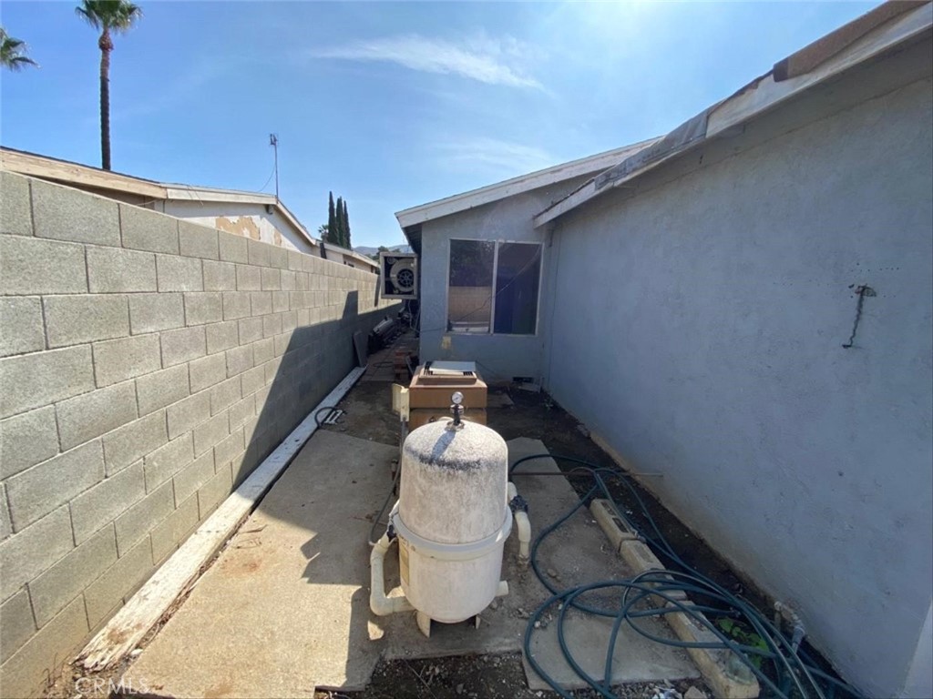 Unknown - Residential