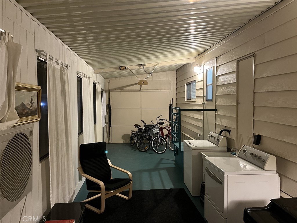Desert Crest - Residential