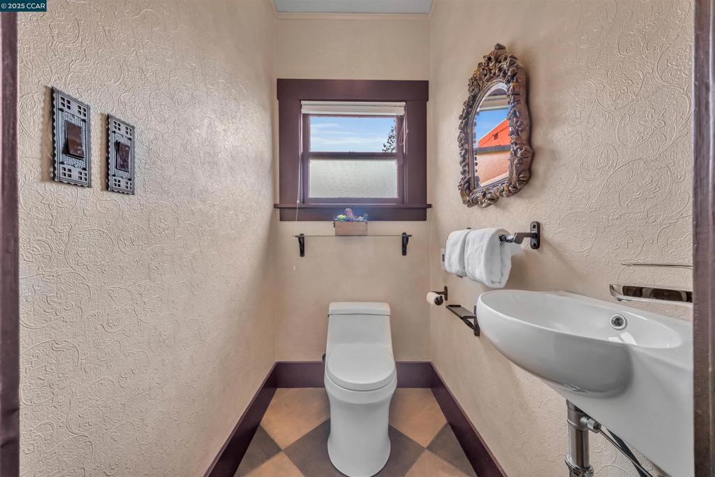 CENTRAL ALAMEDA - Residential