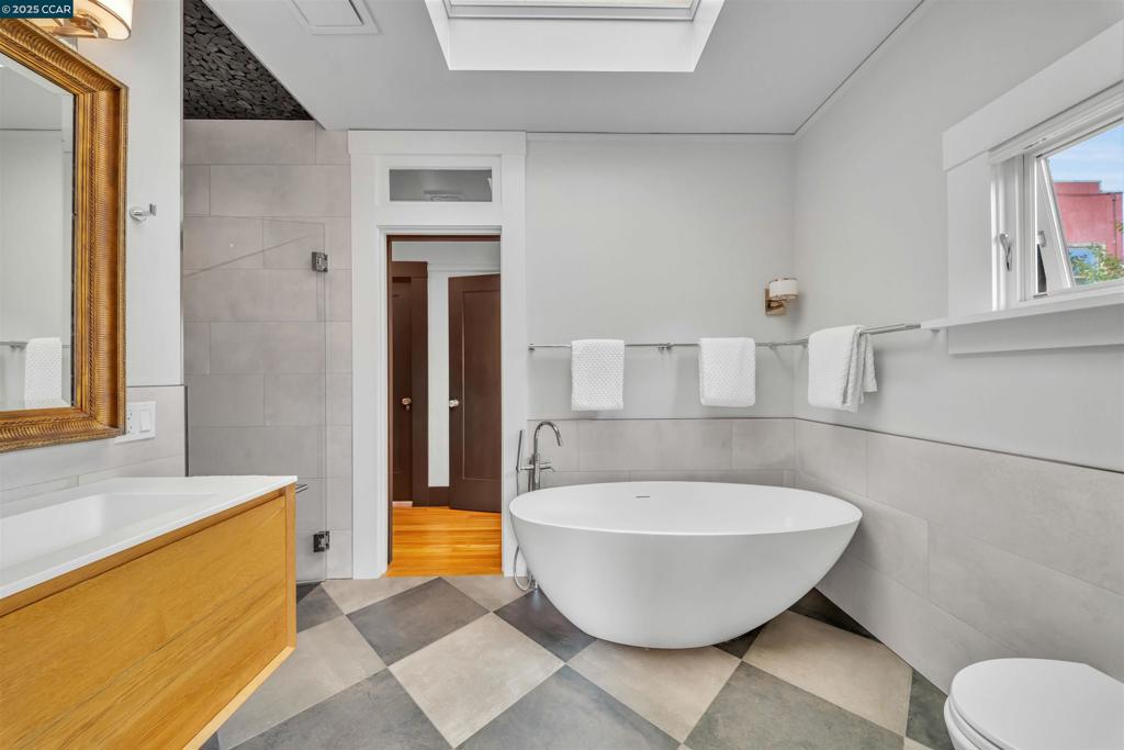 CENTRAL ALAMEDA - Residential