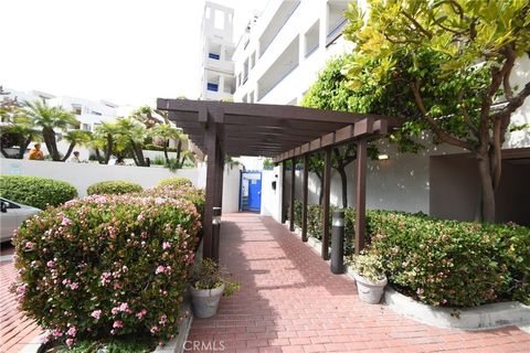 Tiny photo for 520 The Village #110, Redondo Beach, CA 90277 (MLS # SB25049152)