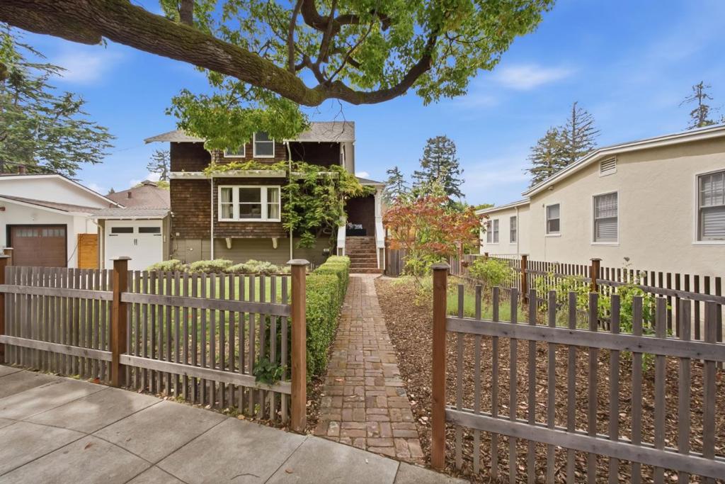 1812 Sanchez Ave. Avenue