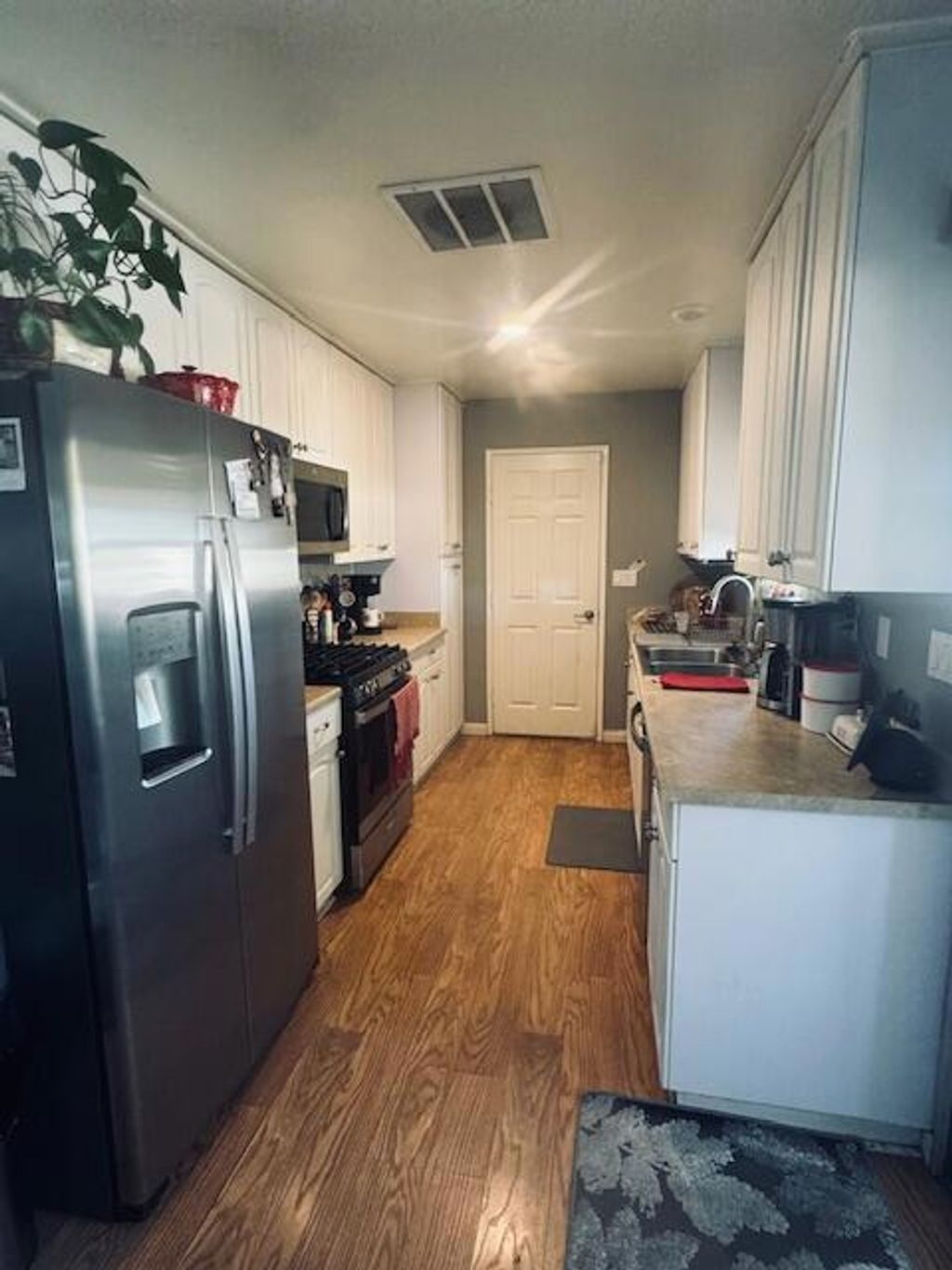 Photo of 528 N Girard Street, Hemet, CA 92544 (MLS # 219146409DA)