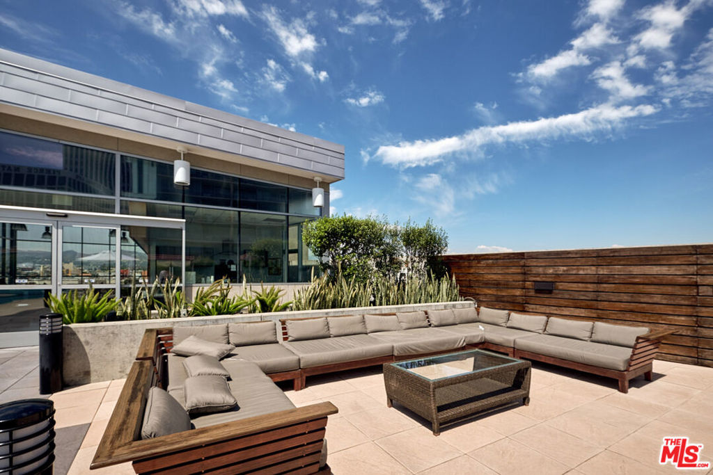 3785 Wilshire Boulevard 1708