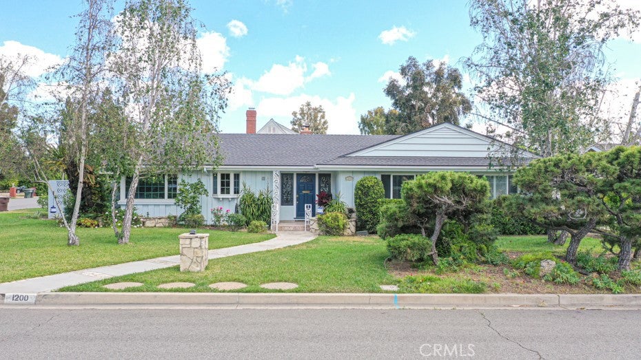 1200 W Rowan