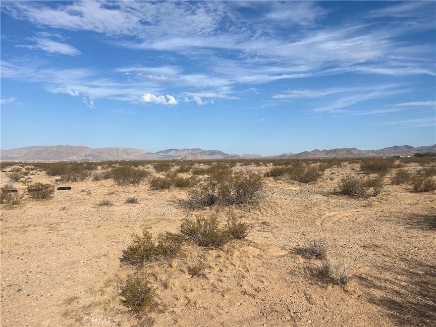 30 Acre property with power available on Northside.  The property is L-shaped with about 660 feet of frontage on Northside Rd. and about 630 feet of frontage on Jones Rd.  Neighboring properties have wells that have been producing for approximately 50 years.  Come with your dreams and toys just minutes from off-road paradise.
