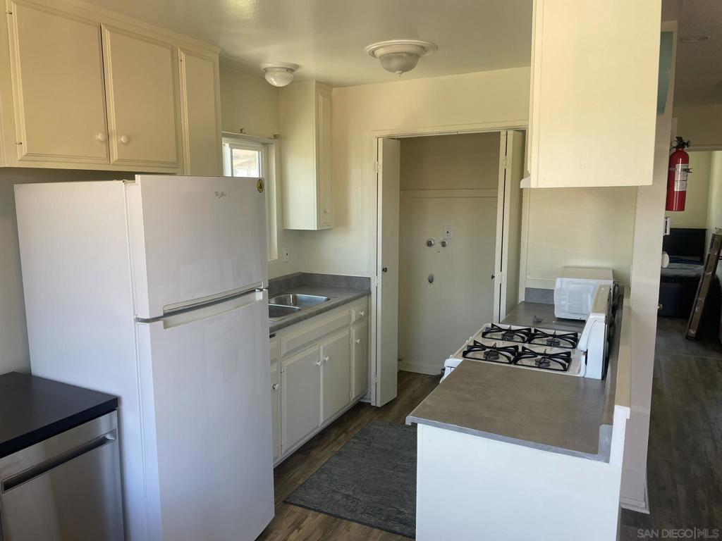 740 742 W California Ave.