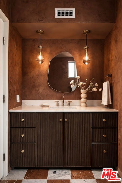 Tiny photo for 2442 Green View Place, Los Angeles, CA 90046 (MLS # 26102395)
