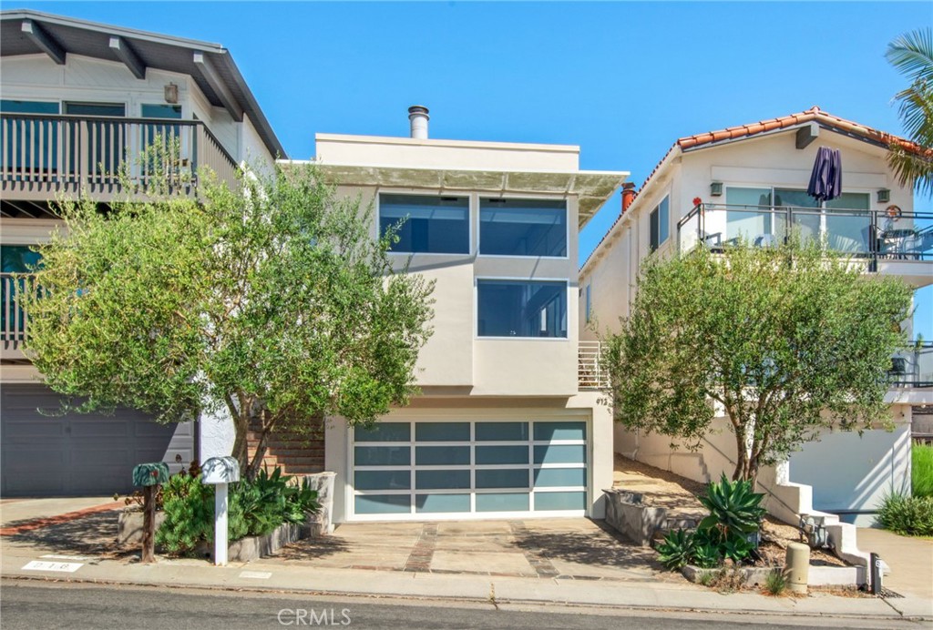 Discover coastal elegance in this fully remodeled 3-bedroom / 2.5-bath contemporary retreat nestled in Arch Beach Heights. Boasting approx. 2,107 sq ft of bright, open living, the home features soaring ceilings, chef-ready kitchen, and a versatile main-floor den—ideal for work or guests. Additional bonus room perfect for a playroom or home gym. Enjoy outdoor living with nearby parks, trails, playgrounds, and tennis courts—all just two blocks away. Ocean views create an inspiring backdrop to relaxed luxury. Don’t miss this rare rental opportunity in Laguna’s most desirable neighborhood.