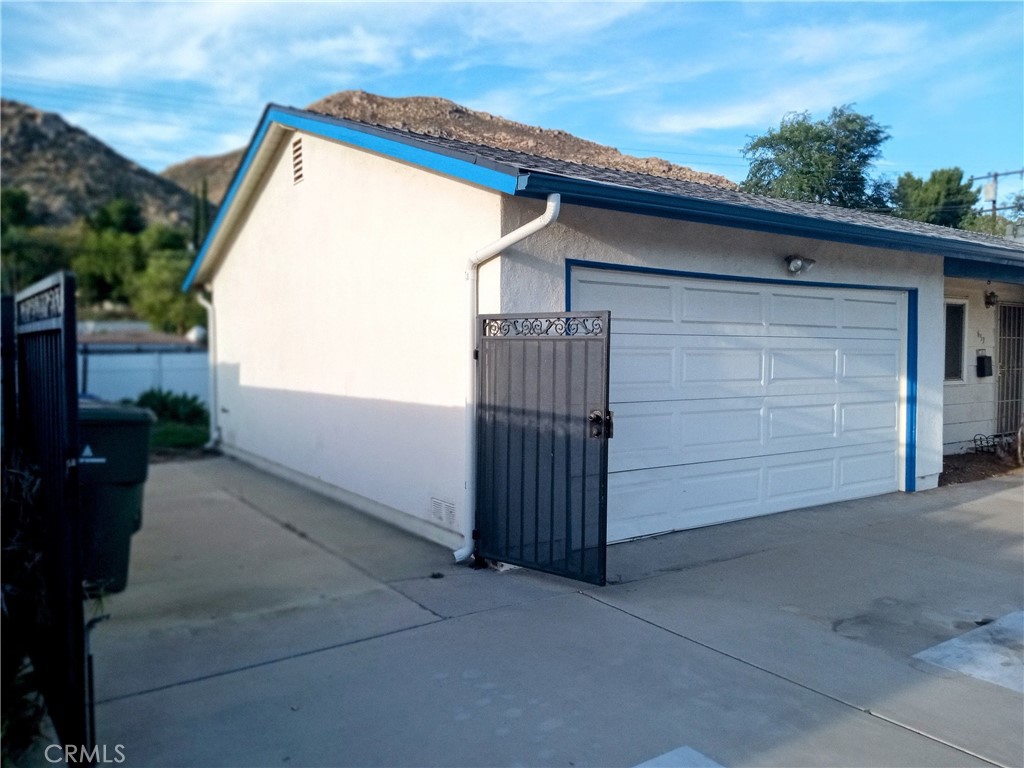 657 Glenhill Drive