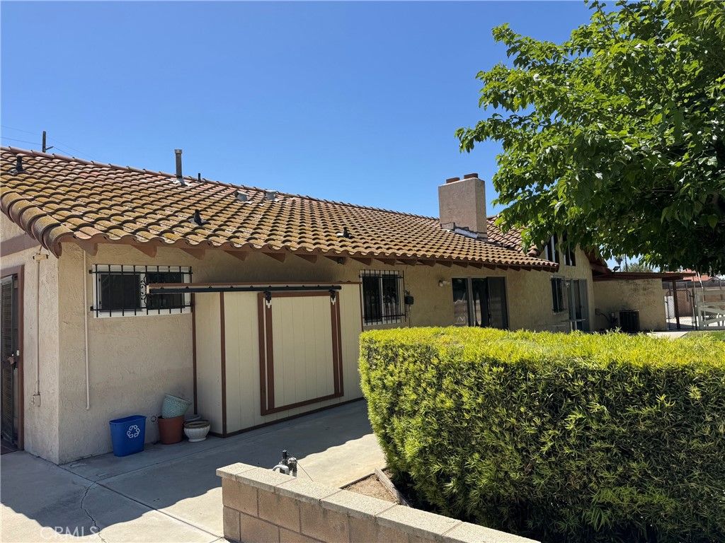Photo of 1155 N Lyon Ave, Hemet, CA 92543 (MLS # IG26093937)
