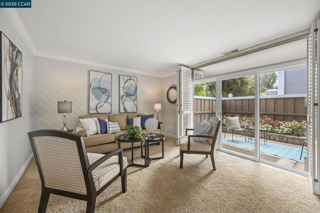 COLONY PARK - Residential