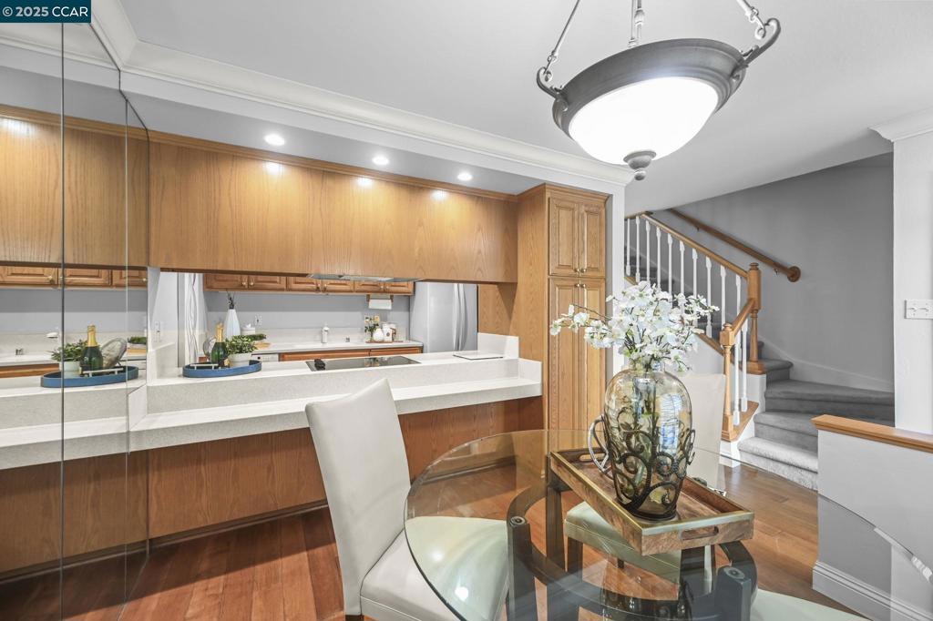 COLONY PARK - Residential