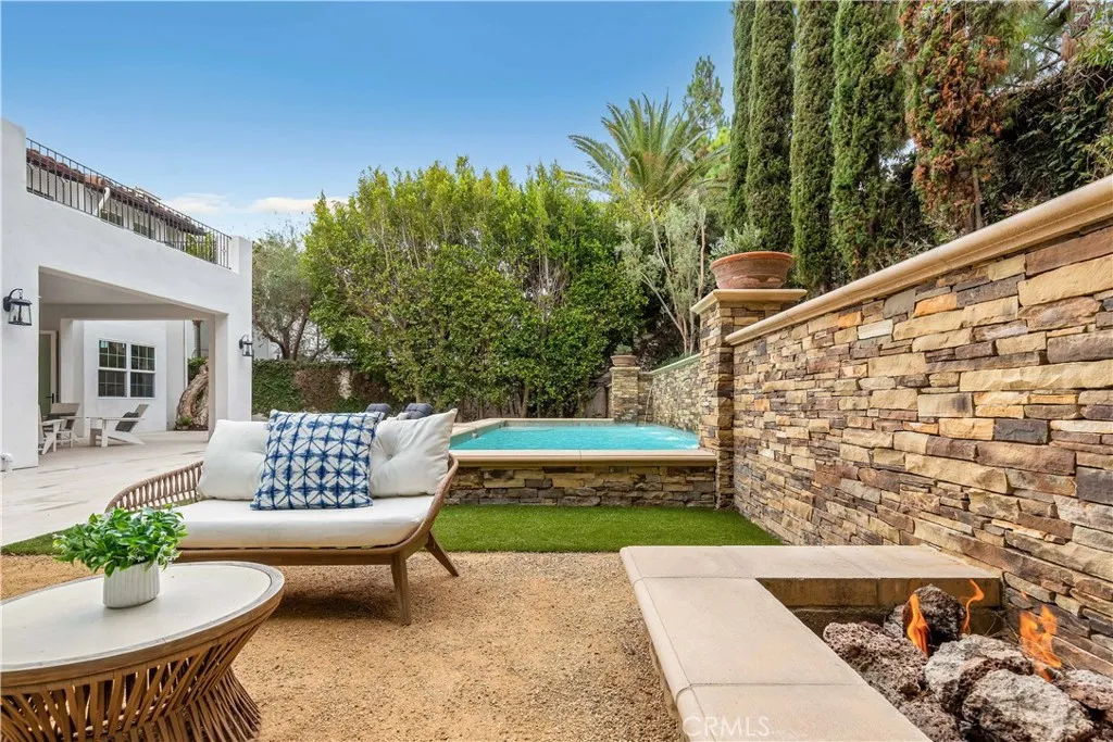 Newport Beach, California 92660, United States, 5 Bedrooms Bedrooms, ,5 BathroomsBathrooms,Residential,Active,177070