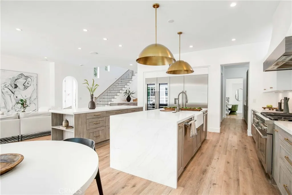 Newport Beach, California 92660, United States, 5 Bedrooms Bedrooms, ,5 BathroomsBathrooms,Residential,Active,177070