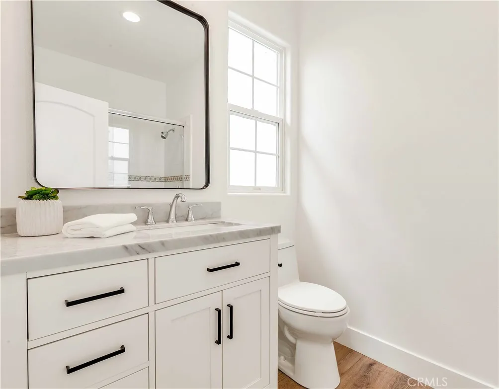 Newport Beach, California 92660, United States, 5 Bedrooms Bedrooms, ,5 BathroomsBathrooms,Residential,Active,177070